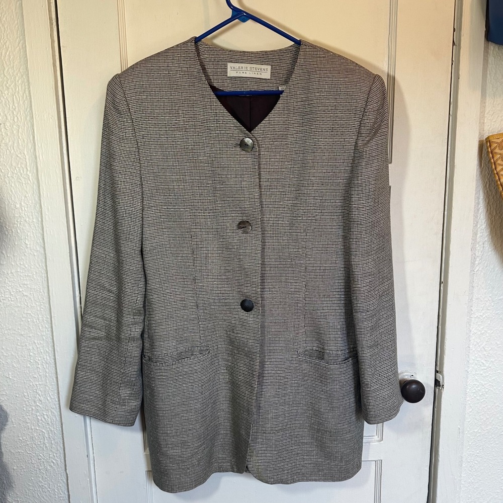 Valerie Stevens Pure Linen Blazer